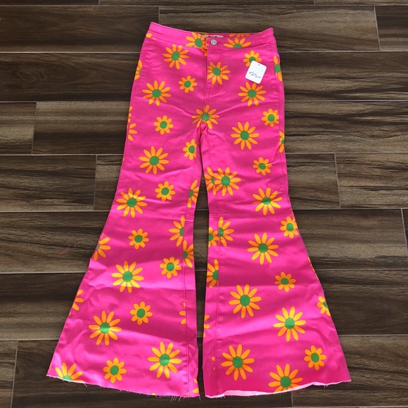 NWT Free People/We The Free Youthquake Printed Crop Flare Jeans - Lipstick Combo - Picture 8 of 14